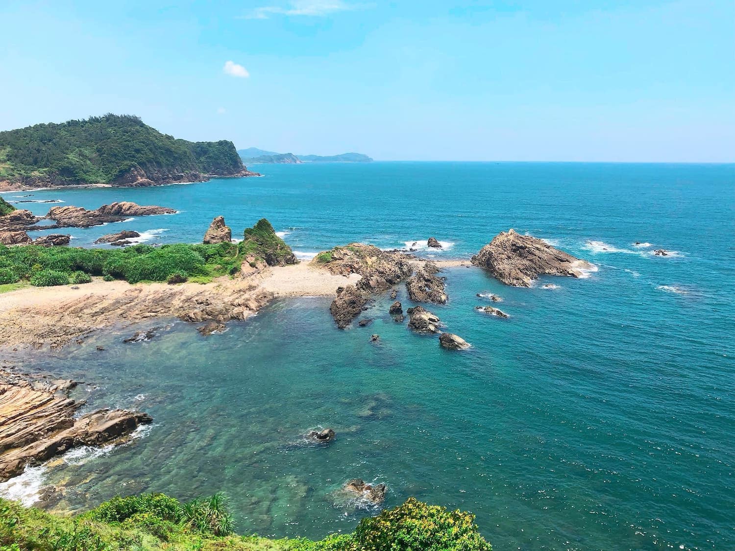 ngay ngat voi ve dep tho mong cua dao co to o ha long 1641717278